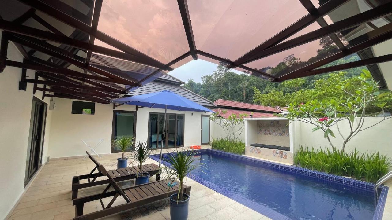 Charis Pool Villa 2 - 3 Bedroom With Private Pool Bentong Zewnętrze zdjęcie